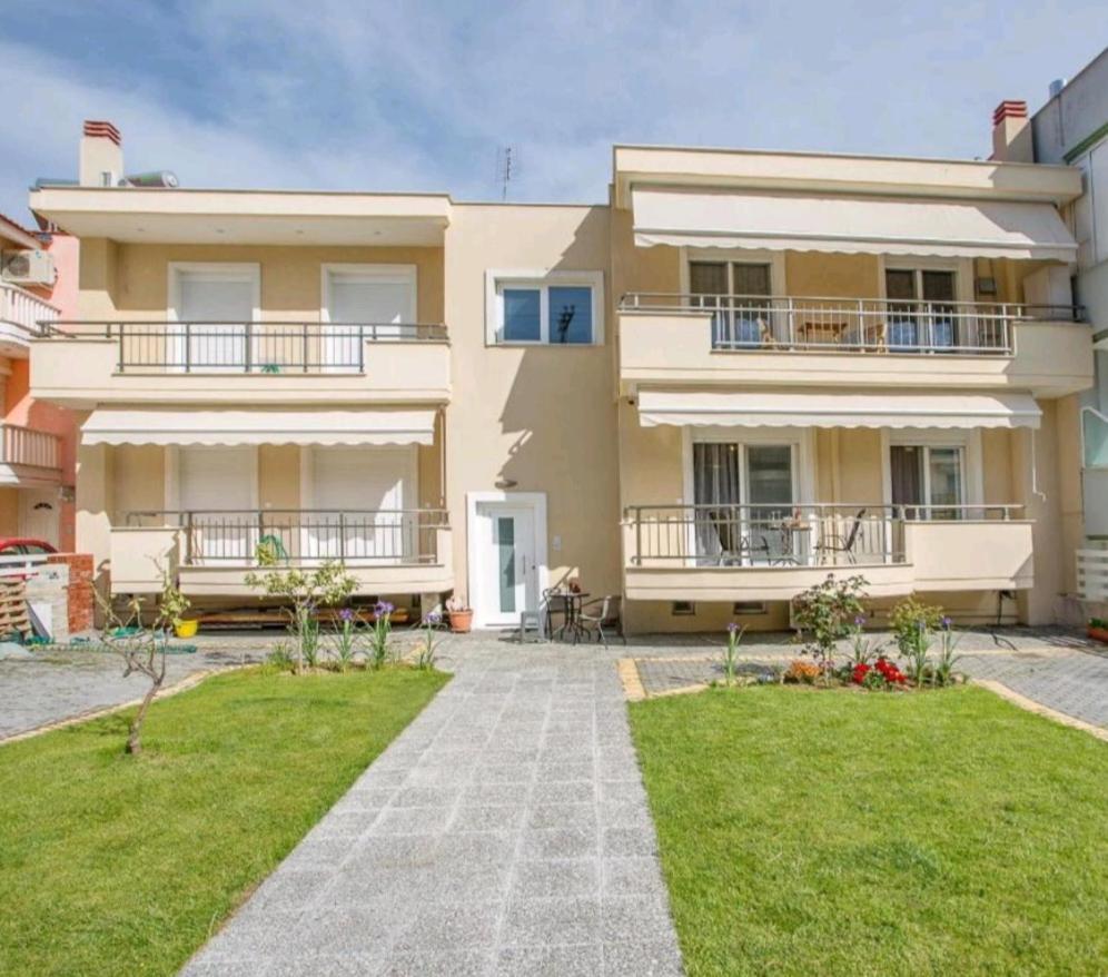 Myrsini'S Sea View Apartment Néa Péramos Exterior foto
